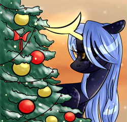 Size: 527x507 | Tagged: safe, artist:elizabeth_mitchel1, derpibooru import, oc, oc only, oc:lunaria nubium, unicorn, christmas, christmas tree, four eyes, holiday, tree