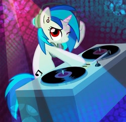 Size: 700x677 | Tagged: safe, artist:naroclie, dj pon-3, vinyl scratch, pony, unicorn, female, horn, mare, solo