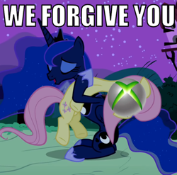 Size: 464x458 | Tagged: safe, princess luna, alicorn, pony, background pony strikes again, forgiveness, gamer luna, hug, image macro, op is a cuck, op is trying to start shit, spiderman thread, xbox one