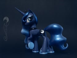 Size: 1440x1080 | Tagged: safe, artist:groovebird, princess luna, alicorn, pony, figurine, looking back, sculpture, solo