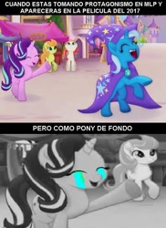 Size: 589x810 | Tagged: safe, derpibooru import, edit, edited screencap, screencap, cantaloupe (character), dawn sunrays, starlight glimmer, trixie, earth pony, pony, unicorn, my little pony: the movie, background pony, cape, clothes, female, grayscale, happy, hat, looking up, mare, meme, monochrome, raised hoof, rearing, spanish, translated in the comments, trixie's cape, trixie's hat, wrong aspect ratio