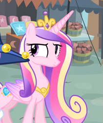 Size: 591x701 | Tagged: safe, screencap, princess cadance, twilight sparkle, twilight sparkle (alicorn), alicorn, pony, female, mare, solo