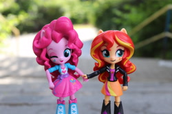 Size: 6000x4000 | Tagged: safe, artist:artofmagicpoland, pinkie pie, sunset shimmer, equestria girls, doll, equestria girls minis, female, lesbian, present, shipping, sunsetpie, toy