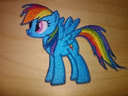 Size: 1024x768 | Tagged: safe, artist:ethepony, rainbow dash, pegasus, pony, embroidery, patch