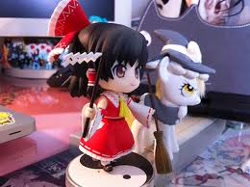 Size: 260x194 | Tagged: safe, derpy hooves, cosplay, hakurei reimu, irl, kirisame marisa, nendoroid, photo, touhou, toy