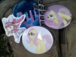 Size: 528x396 | Tagged: safe, fluttershy, pegasus, pony, button, buttons, candy candy, chibi, kyary pamyu pamyu, schoolgirl toast, toast