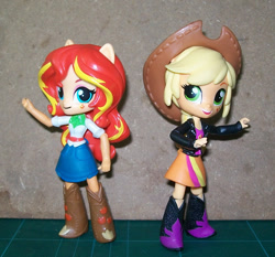 Size: 911x850 | Tagged: safe, applejack, sunset shimmer, equestria girls, body swap, clothes, clothes swap, doll, equestria girls minis, eqventures of the minis, skirt, toy