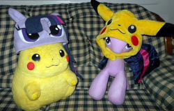 Size: 4060x2592 | Tagged: safe, artist:pmbsakura37, derpibooru import, twilight sparkle, pikachu, duality, irl, photo, plushie