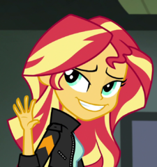 Size: 225x240 | Tagged: safe, screencap, sunset shimmer, equestria girls, friendship games, clothes, picture for breezies, solo, sunedge shimmer