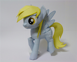 Size: 1000x810 | Tagged: safe, artist:robi, derpy hooves, pegasus, pony, female, mare, papercraft, pixiv, solo