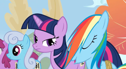 Size: 1276x701 | Tagged: safe, derpibooru import, screencap, berry punch, berryshine, linky, rainbow dash, shoeshine, twilight sparkle, pegasus, pony, unicorn, fall weather friends, faic, great moments in animation, rainbow dash is best facemaker, smear frame, wat