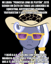 Size: 800x1000 | Tagged: safe, derpibooru import, hoity toity, pony, black background, dross, dross rotzank, glasses, hat, meme, simple background, spanish, translated in the comments