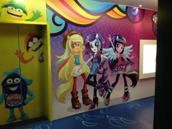 Size: 1280x960 | Tagged: safe, derpibooru import, twilight sparkle, equestria girls, rainbow rocks, elevator, hasbro mexico