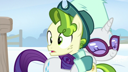 Size: 1280x720 | Tagged: safe, screencap, pistachio, rarity, pony, unicorn, best gift ever, hug