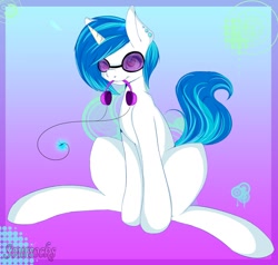 Size: 916x872 | Tagged: safe, artist:soursocks, dj pon-3, vinyl scratch, pony, unicorn, earring, headphones, solo