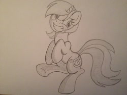 Size: 1024x768 | Tagged: safe, artist:rfiguer9, lyra heartstrings, pony, bipedal, sketch, smiling, solo, traditional art