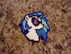 Size: 640x480 | Tagged: safe, artist:perler-pony, dj pon-3, vinyl scratch, pony, unicorn, perler beads, photo, solo