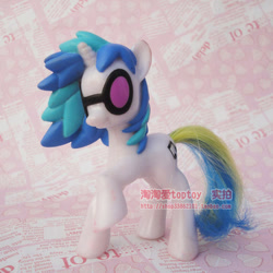 Size: 600x600 | Tagged: safe, dj pon-3, vinyl scratch, irl, mcdonald's happy meal toys, photo, prototype, solo, taobao, toy