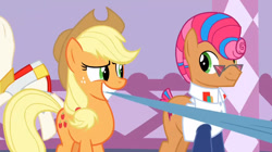 Size: 847x473 | Tagged: safe, screencap, applejack, starstreak, earth pony, pony, honest apple