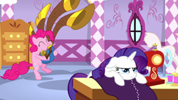 Size: 1280x720 | Tagged: safe, screencap, pinkie pie, rarity, earth pony, pony, unicorn, yakity-sax, yovidaphone