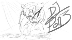 Size: 1920x1080 | Tagged: safe, artist:maximus, dj pon-3, vinyl scratch, pony, unicorn, glasses, looking at you, sketch