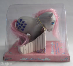 Size: 610x547 | Tagged: safe, derpibooru import, snuzzle, g1, box, irl, italy, photo, polly, toy