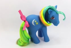 Size: 1000x667 | Tagged: safe, derpibooru import, g1, bow, irl, nachtlicht, night light (g1), nirvana pony, photo, rainbow ponies, tail bow, toy, variant