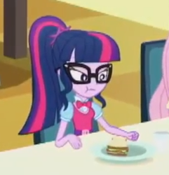 Size: 280x290 | Tagged: safe, screencap, sci-twi, twilight sparkle, epic fails (equestria girls), eqg summertime shorts, equestria girls, cropped, eating, food, sandwich