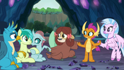 Size: 1920x1080 | Tagged: safe, screencap, gallus, ocellus, sandbar, silverstream, smolder, yona, changedling, changeling, classical hippogriff, dragon, earth pony, griffon, hippogriff, pony, yak, uprooted, bow, cave of harmony, cloven hooves, dragoness, female, hair bow, male, student six