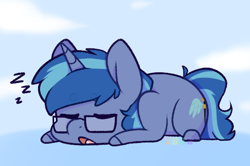 Size: 586x388 | Tagged: artist needed, safe, alternate version, oc, oc:blue cola, pony, unicorn, chibi, cutie mark, glasses, male, onomatopoeia, simple background, sleeping, solo, sound effects, stallion, ych result, zzz