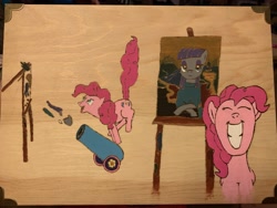 Size: 4032x3024 | Tagged: safe, artist:short tale, maud pie, pinkie pie, earth pony, pony, acrylic painting, comic, easel, monalisa, painting, party cannon, pyrography, smiling, splatter, traditional art, woodenbox