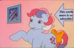 Size: 656x429 | Tagged: safe, edit, edited screencap, screencap, sweet stuff, g1, my little pony 'n friends, sweet stuff and the treasure hunt, arrow, bow, captain obvious, picture, sweet sweet stuff, tail bow, text