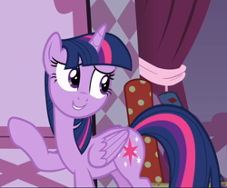 Size: 986x815 | Tagged: safe, screencap, twilight sparkle, twilight sparkle (alicorn), alicorn, fame and misfortune, cropped, cute, smiling, solo, twiabetes