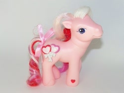 Size: 615x461 | Tagged: safe, derpibooru import, all my heart, g3, ribbon, toy, valentine, valentine's day