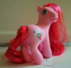 Size: 656x632 | Tagged: safe, pony, g3, mane, strawberry reef, toy