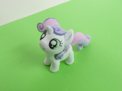 Size: 591x442 | Tagged: safe, artist:raru, derpibooru import, sweetie belle, irl, photo, sculpture, solo