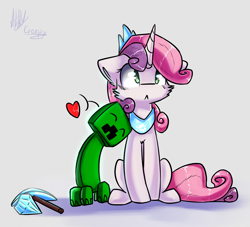Size: 1791x1623 | Tagged: safe, artist:suplolnope, sweetie belle, pony, unicorn, :<, creeper, crossover, crossover shipping, floating heart, heart, interspecies, minecraft, simple background, snuggling, this will end in tears and/or death