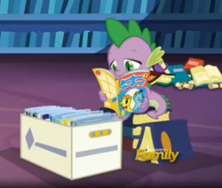 Size: 788x669 | Tagged: safe, screencap, spike, dragon, made in manehattan, archie comics, comic, reading