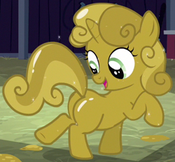 Size: 393x364 | Tagged: safe, derpibooru import, screencap, sweetie belle, pony, one bad apple, covered, female, luster dust, mare, outfit catalog, plot, solo, sweetie gold