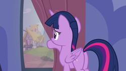 Size: 1280x720 | Tagged: safe, screencap, twilight sparkle, twilight sparkle (alicorn), alicorn, pony, fame and misfortune, plot, solo