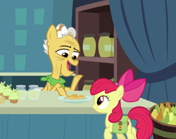 Size: 911x719 | Tagged: safe, screencap, apple bloom, grand pear, earth pony, pony, the perfect pear, duo, female, filly, foal, food, grandfather and grandchild, grandfather and granddaughter, heartwarming, male, pear, pear cupcake, pear jam, saddle bag, stallion