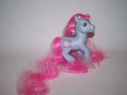 Size: 2048x1536 | Tagged: safe, pony, g3, irl, photo, rainbow bubbles, solo, toy