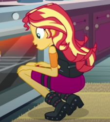 Size: 256x283 | Tagged: safe, derpibooru import, screencap, sunset shimmer, better together, equestria girls, holidays unwrapped, bunset shimmer, butt, cropped, oven, saving pinkie's pie, solo, squatting