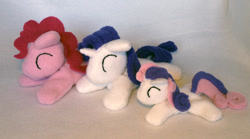 Size: 1063x591 | Tagged: safe, artist:bewareofkitty, derpibooru import, pinkie pie, rarity, sweetie belle, photo, plushie